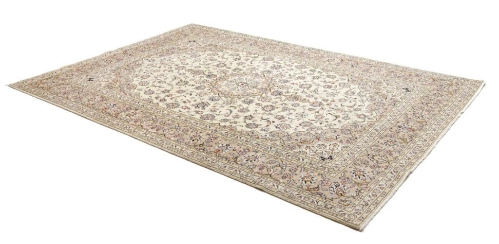 Hand-Knotted Wool Kashan Persian Rug, 200 × 290 cm – view 3