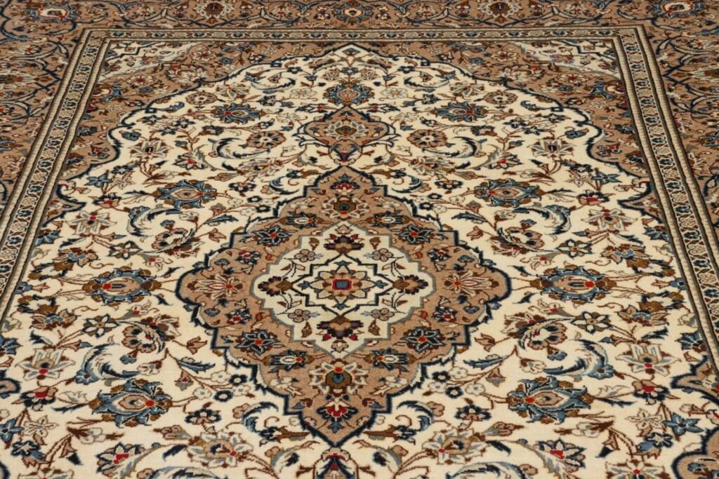 Kashan Persian Rug — hand-knotted, 203 × 308 cm, Wool – view 8
