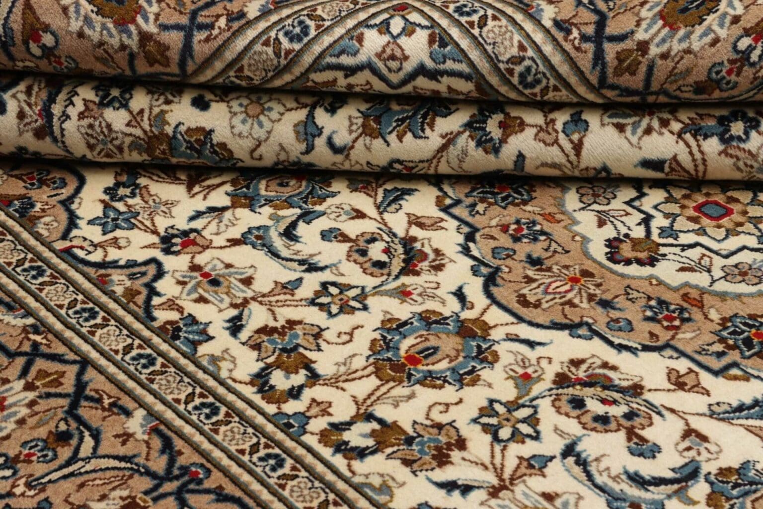 Kashan Persian Rug — hand-knotted, 203 × 308 cm, Wool – view 10