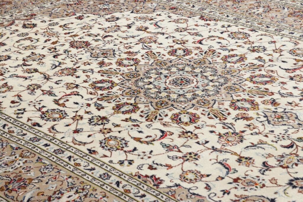 Kashan Persian Rug — hand-knotted, 203 × 295 cm, Wool – view 7
