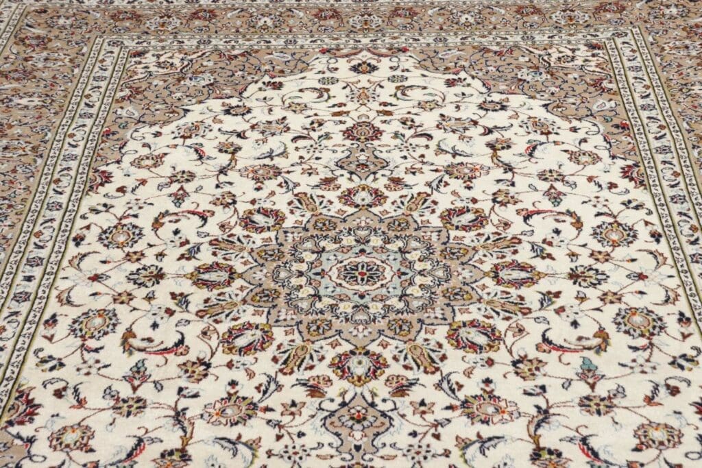 Kashan Persian Rug — hand-knotted, 203 × 295 cm, Wool – view 8
