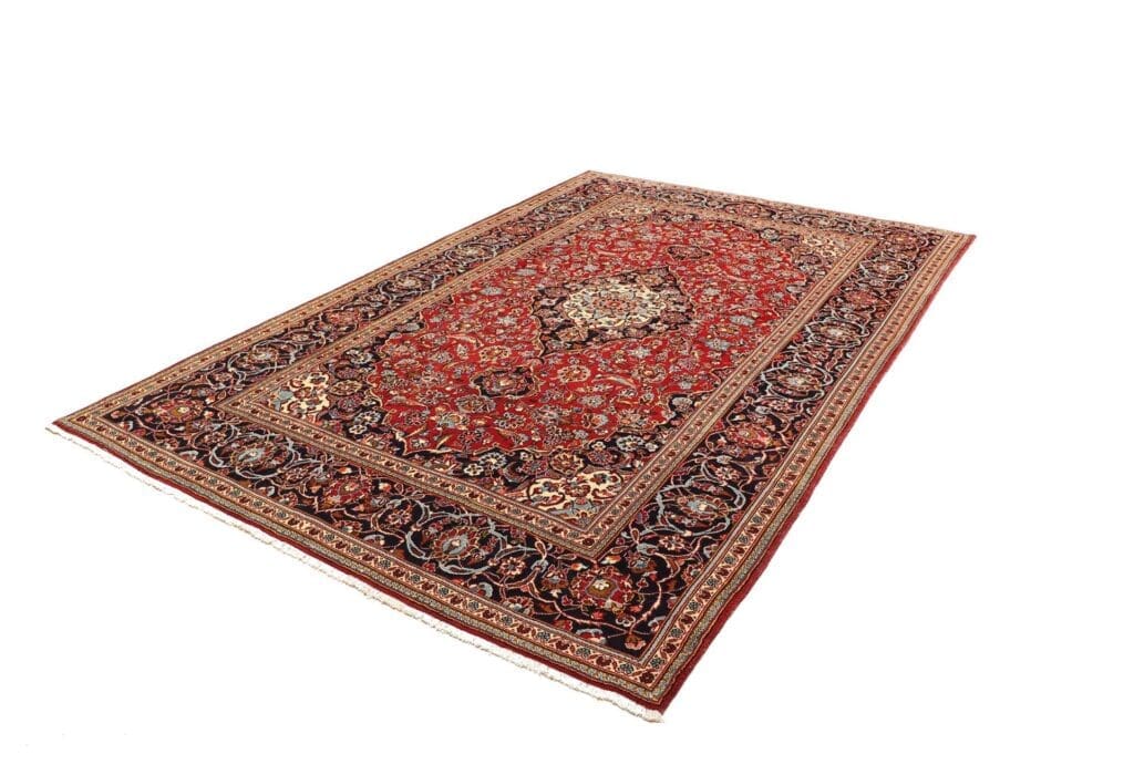 Hand-Knotted Wool Kashan Persian Rug, 206 × 300 cm – view 2