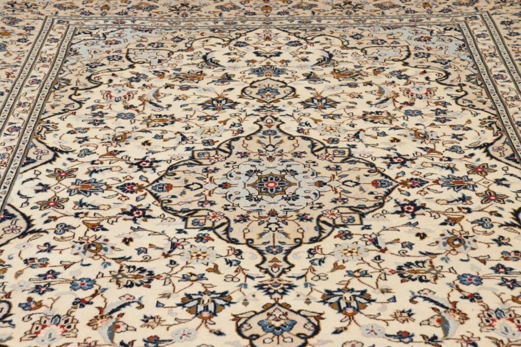 Kashan Persian Rug — hand-knotted, 200 × 300 cm, Wool – view 7