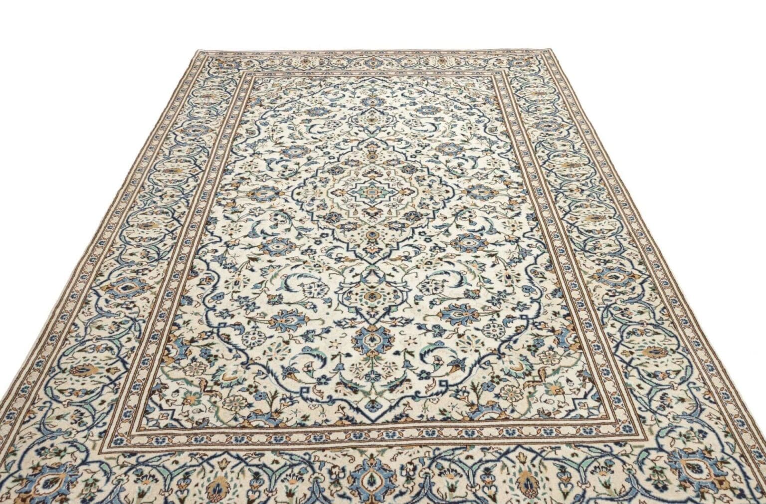 Kashan Persian Rug — hand-knotted, 196 × 308 cm, Wool – view 4