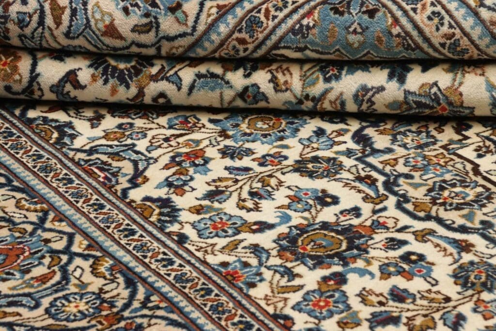 Hand-Knotted Wool Kashan Persian Rug, 200 × 305 cm – view 9