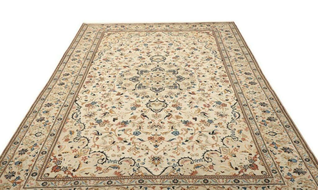 Kashan Persian Rug 203 × 312 cm, Wool, hand-knotted – view 4