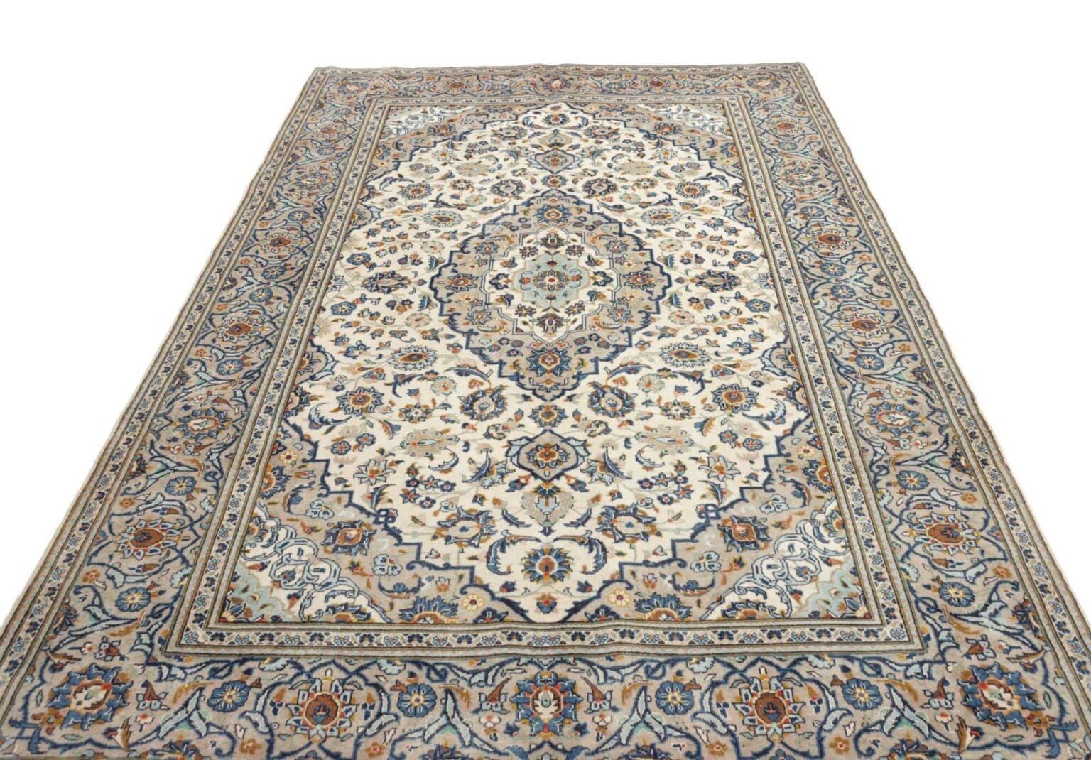 Hand-Knotted Wool Kashan Persian Rug, 197 × 307 cm – view 4