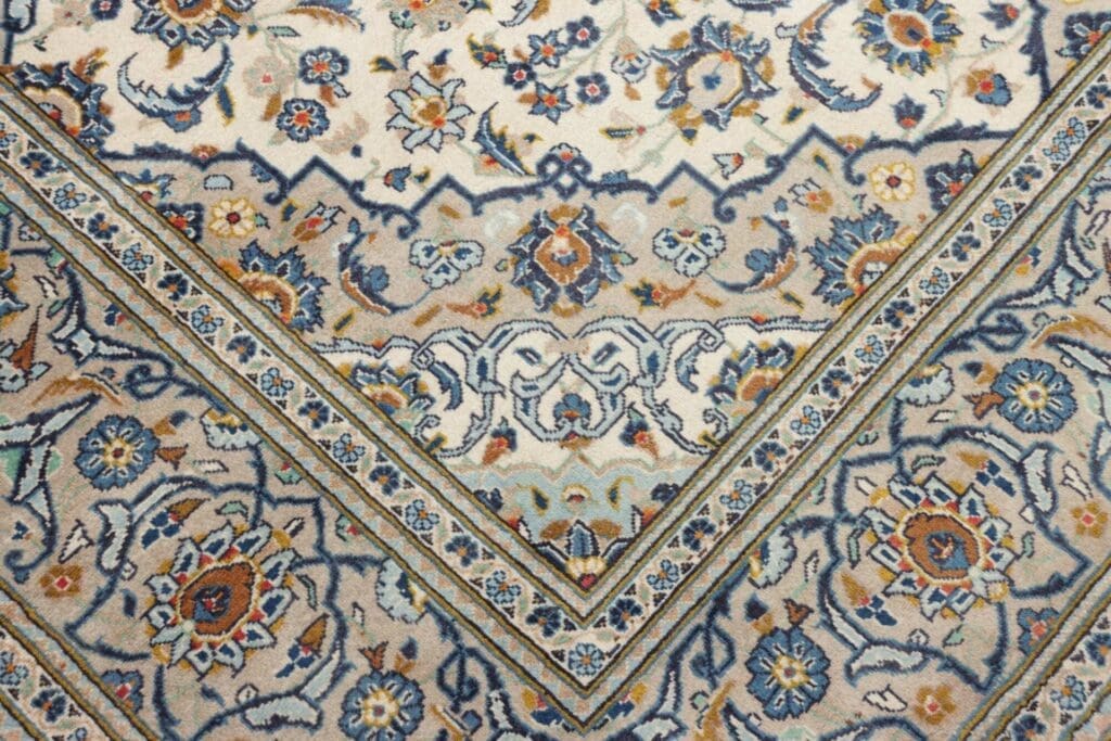 Hand-Knotted Wool Kashan Persian Rug, 197 × 307 cm – view 6