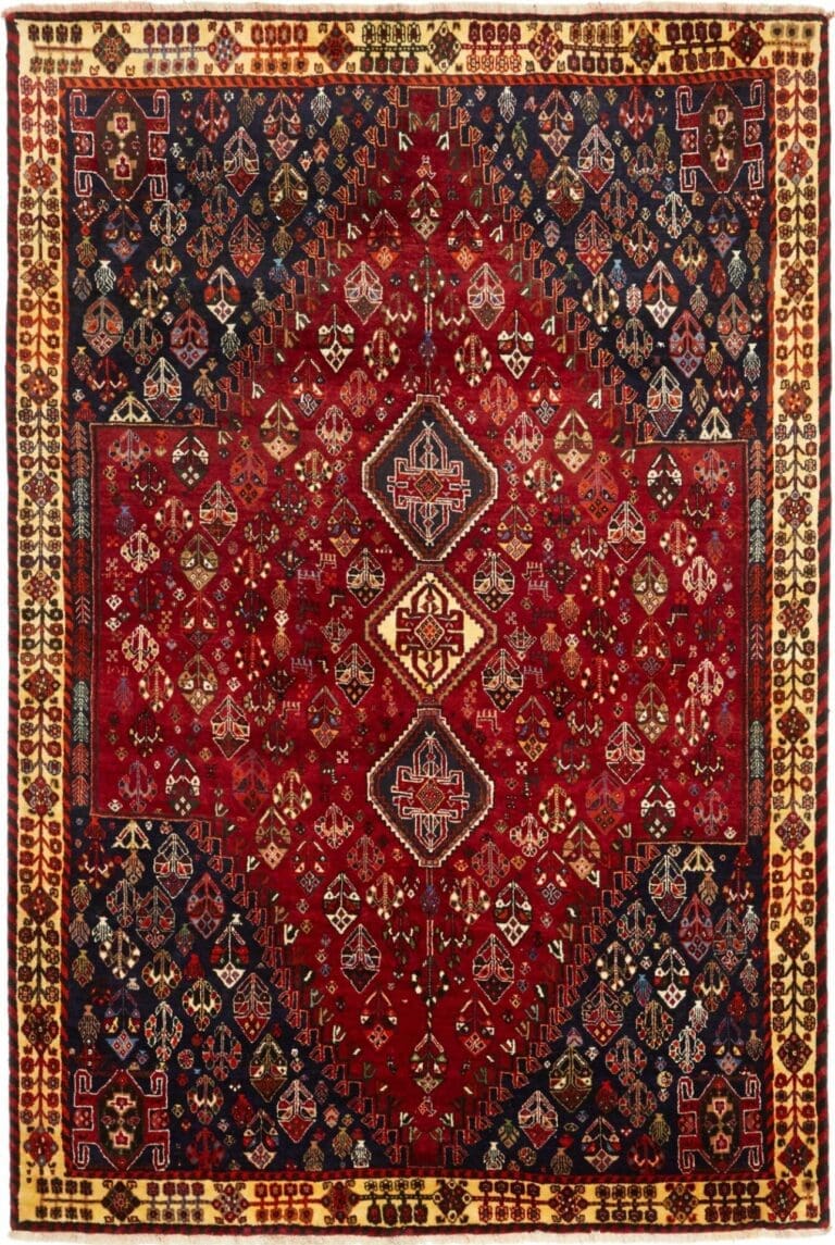 Hand-Knotted Wool Qashqai Persian Rug, 165 × 238 cm