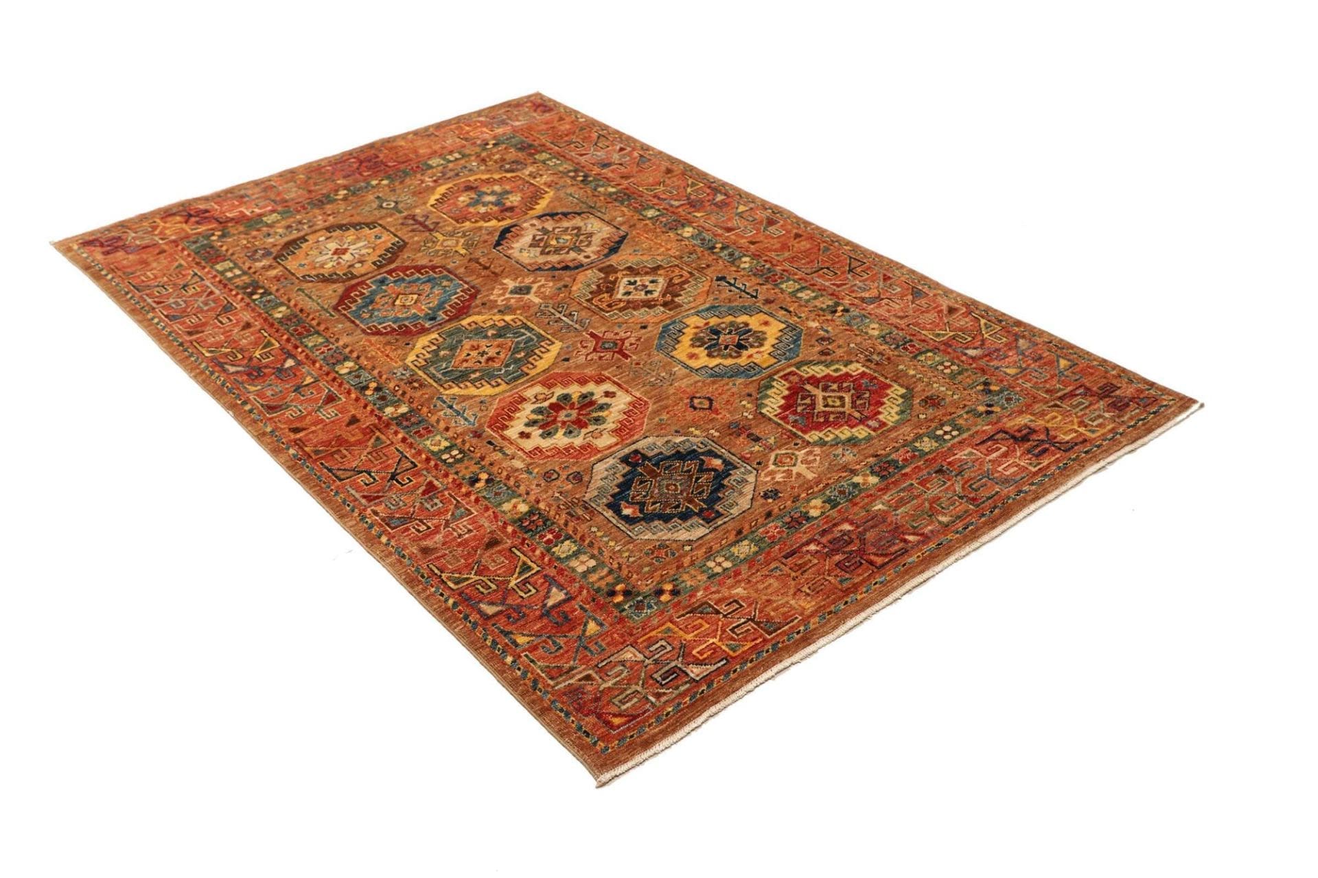 Hand-Knotted Wool Samarkand Pakistani Rug, 125 × 190 cm