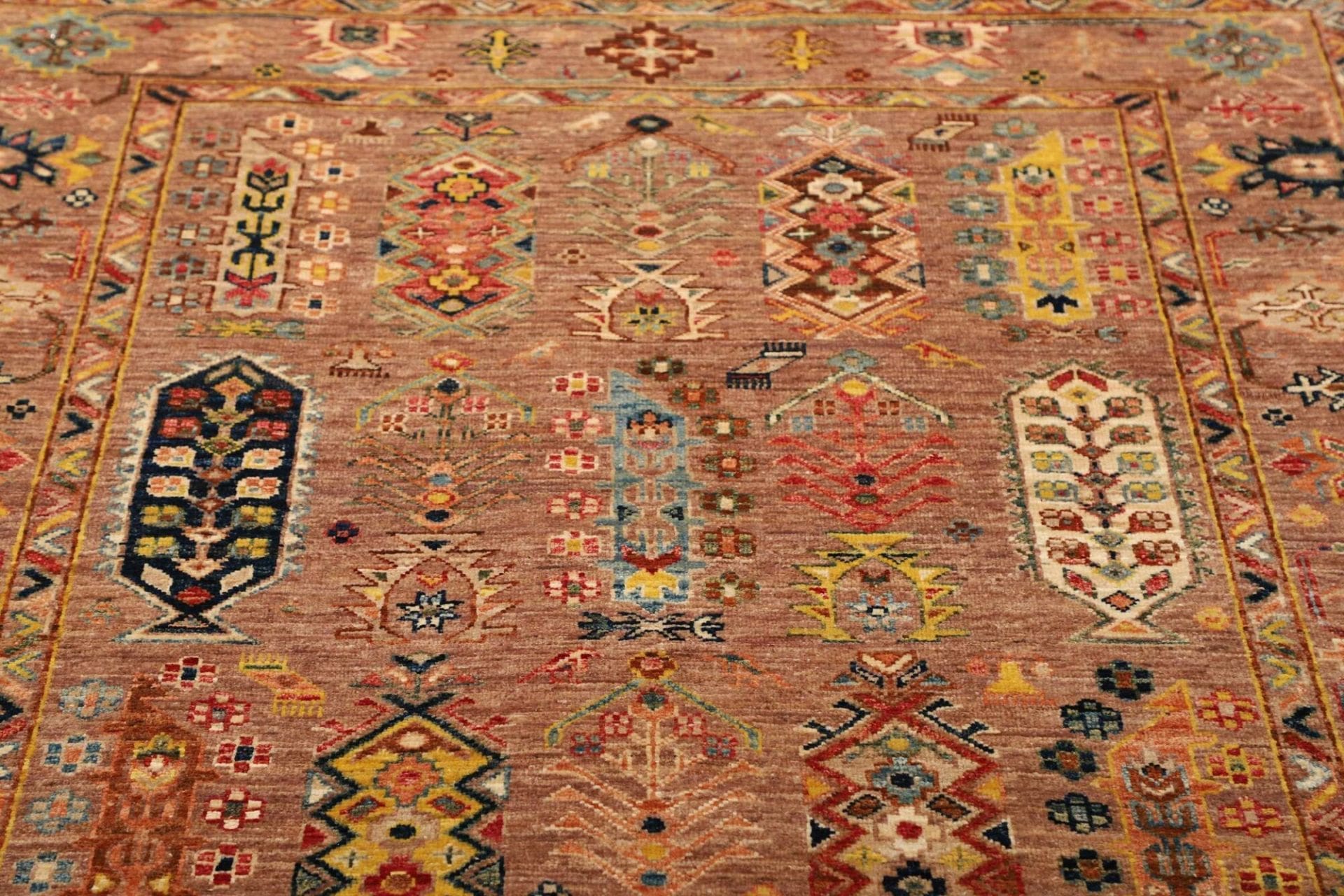 Hand-Knotted Wool Samarkand Pakistani Rug, 132 × 180 cm