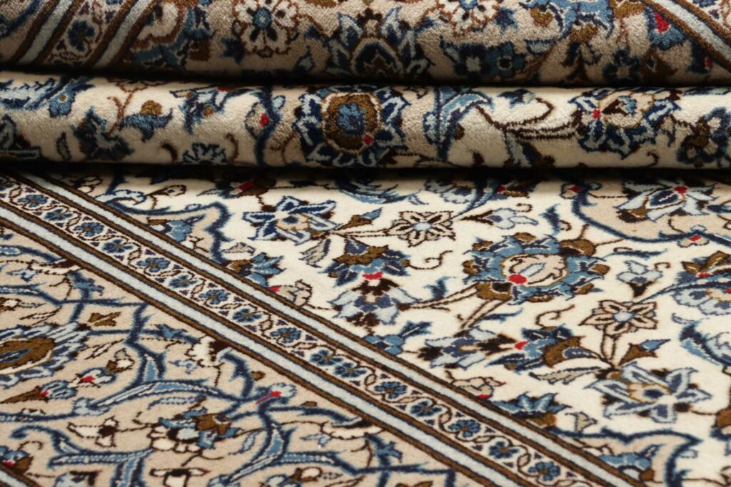 Kashan Persian Rug 199 × 293 cm, Wool, hand-knotted – view 11