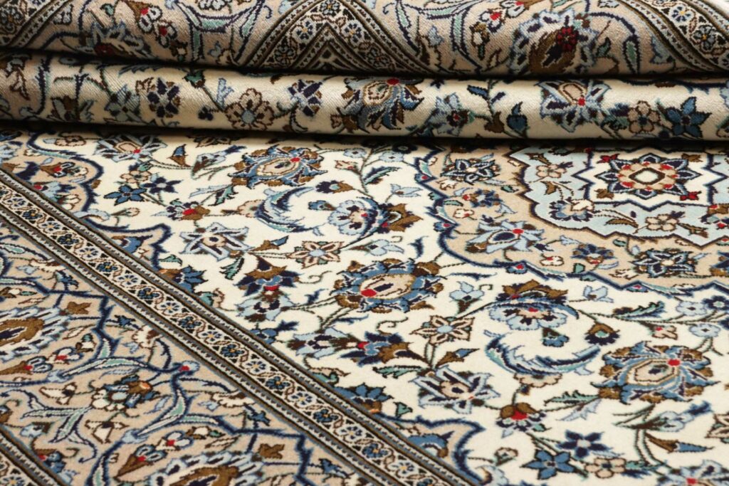 Kashan Persian Rug — hand-knotted, 200 × 304 cm, Wool – view 11