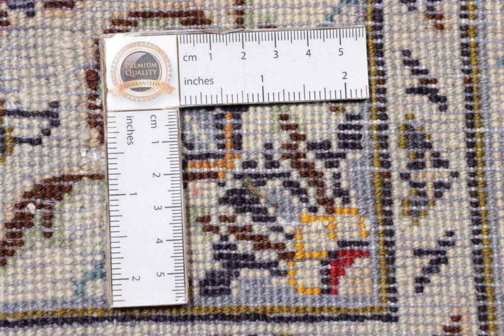 Kashan Persian Rug — hand-knotted, 197 × 316 cm, Wool – view 12