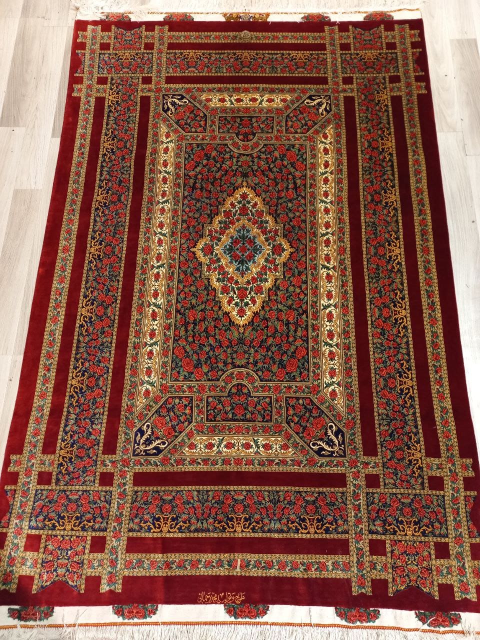 Rahmani Rose Carpet rug