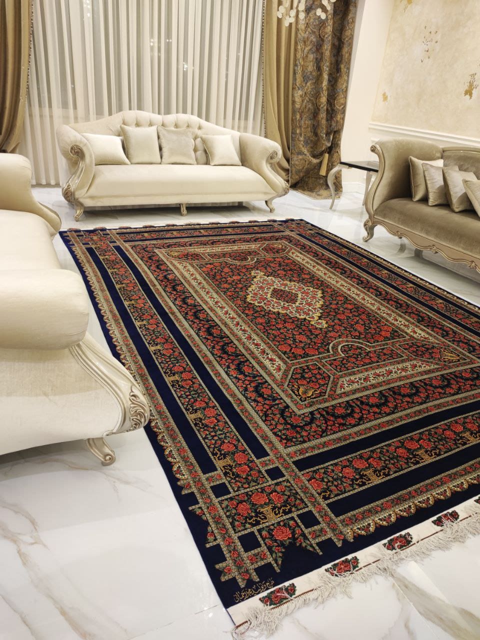 Rahmani Rose Carpet rug