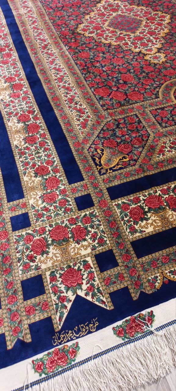 Rahmani Rose Carpet rug