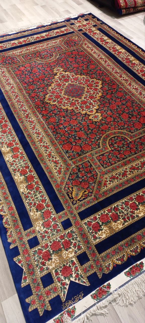 Rahmani Rose Carpet rug