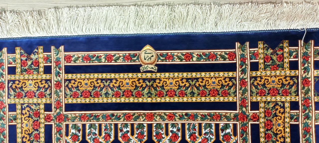 Rahmani Rose Carpet rug