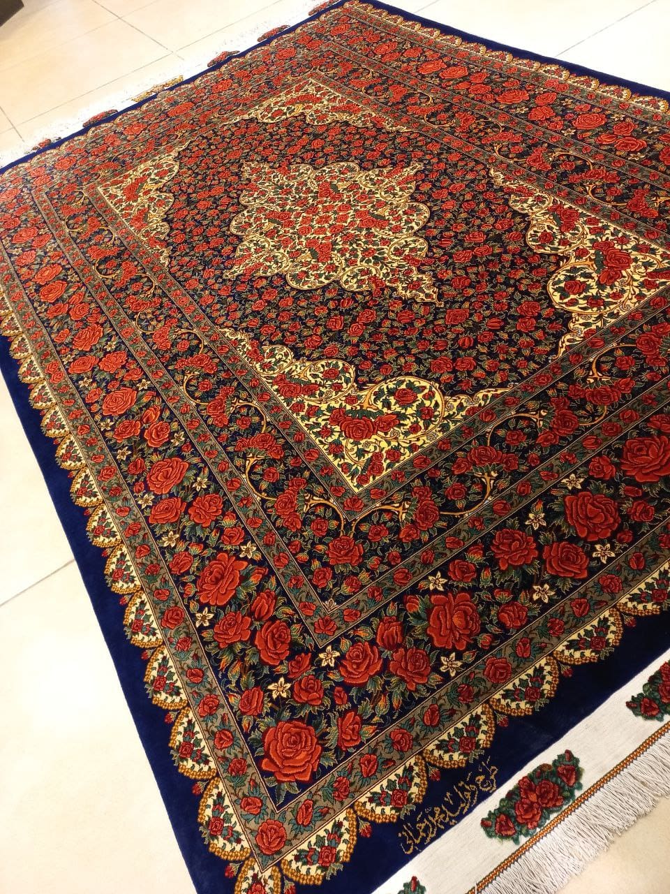 Rahmani Rose Carpet rug