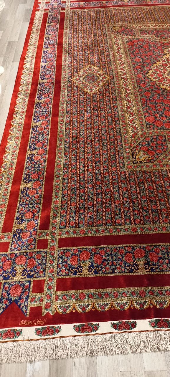 Rahmani Rose Carpet rug
