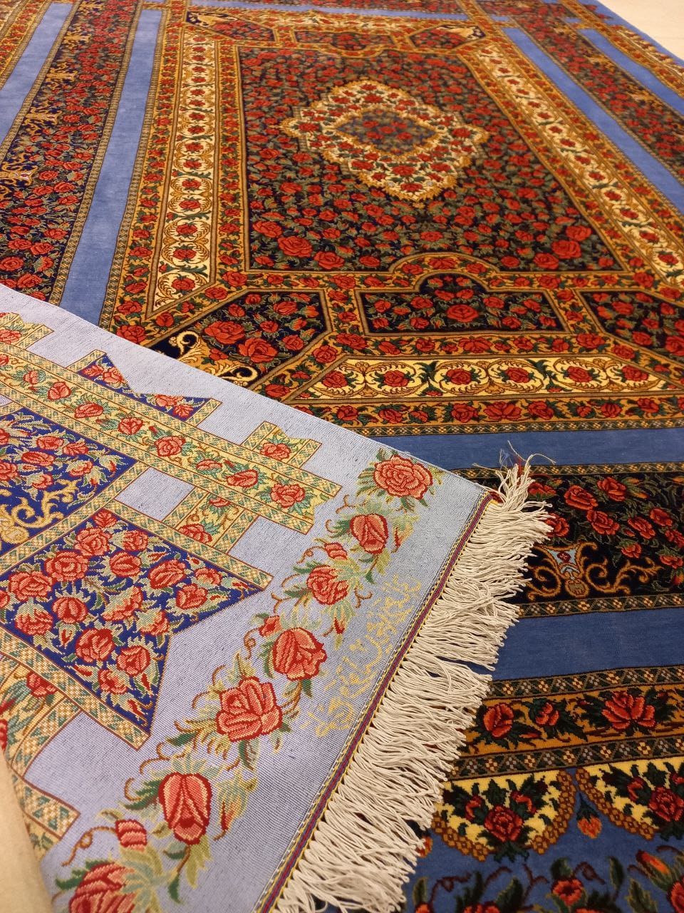 Rahmani Rose Carpet rug