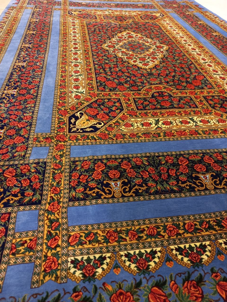 Rahmani Rose Carpet rug
