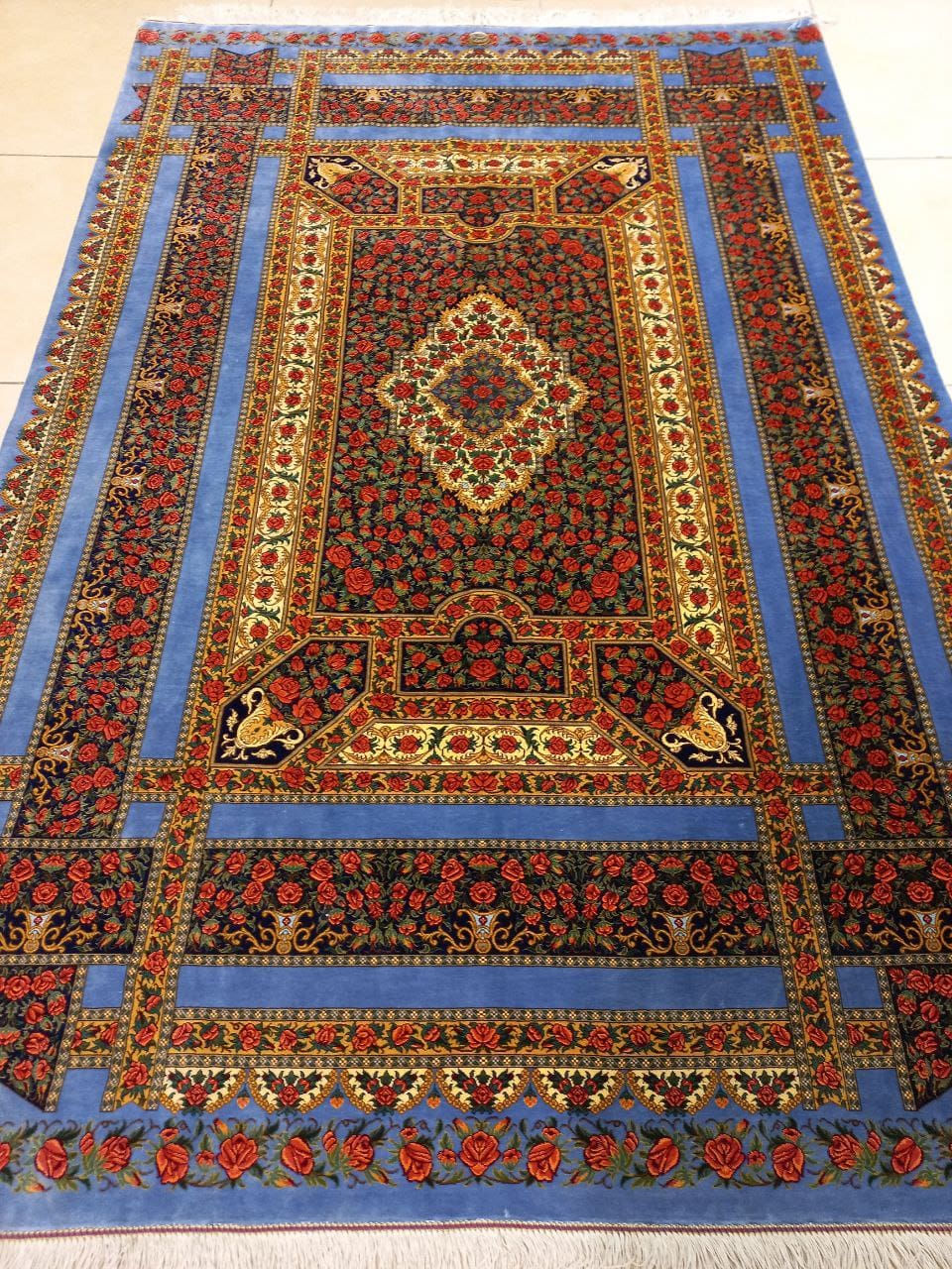 Rahmani Rose Carpet rug