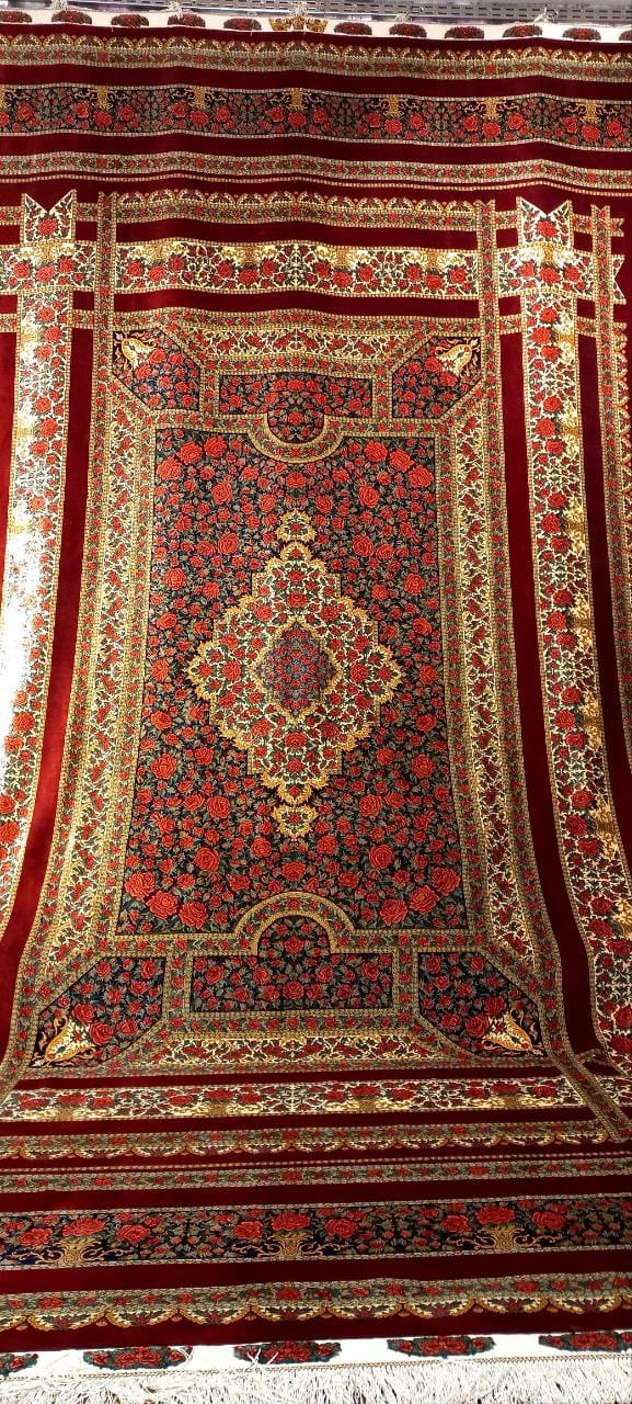 Rahmani Rose Carpet rug