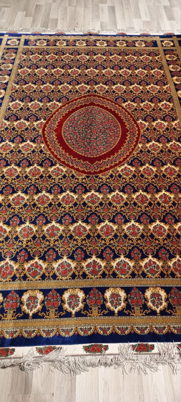 Rahmani Rose Carpet rug