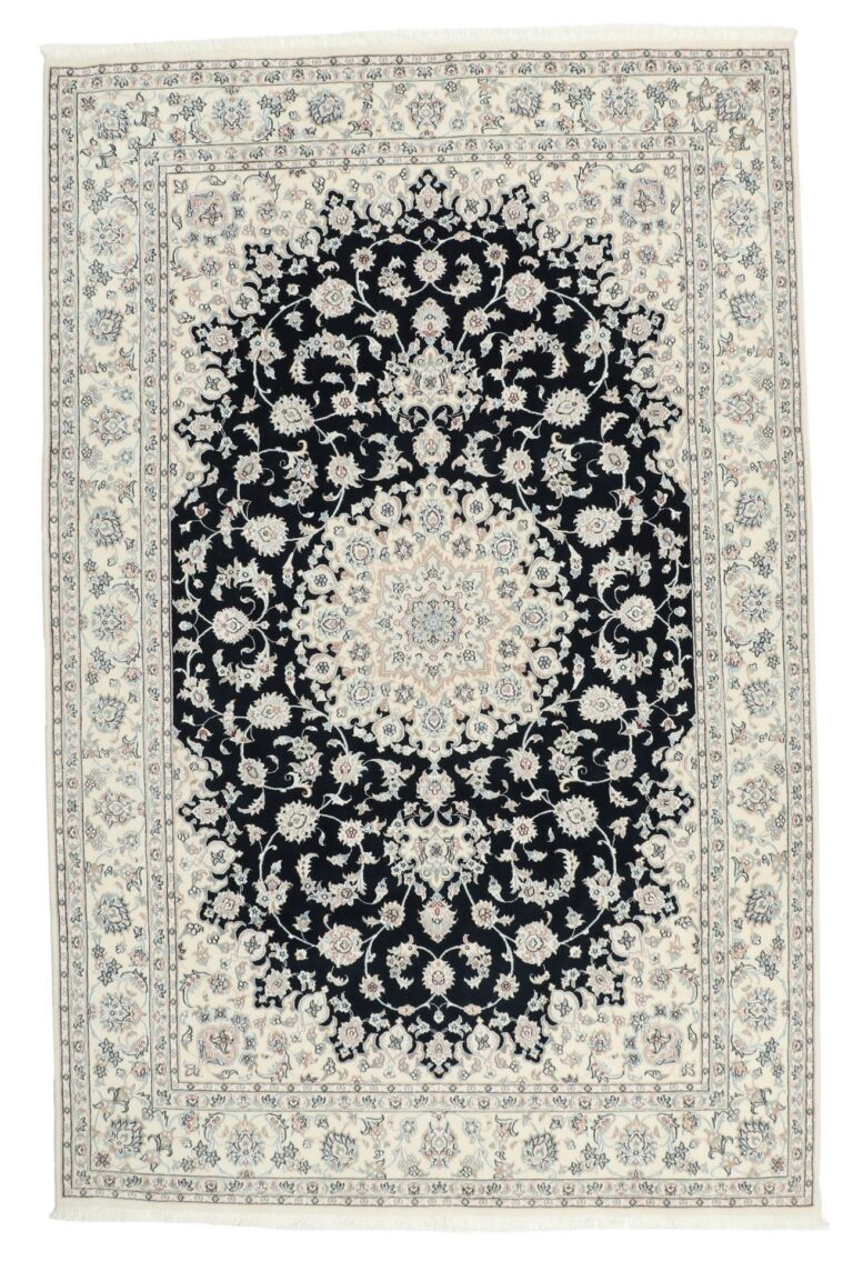 Isfahan Persian Rug — hand-knotted, 205 × 310 cm, Wool & Silk