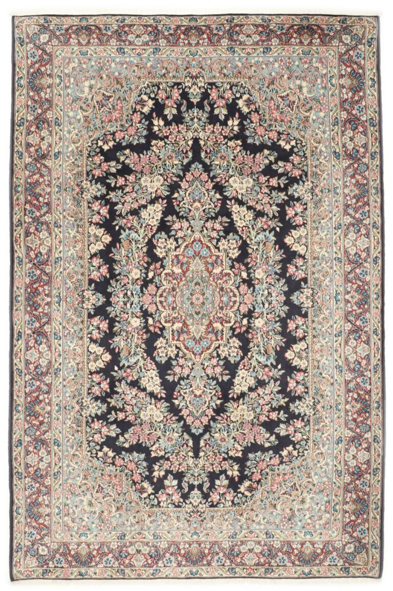 Hand-Knotted Wool Kerman Persian Rug, 200 × 300 cm