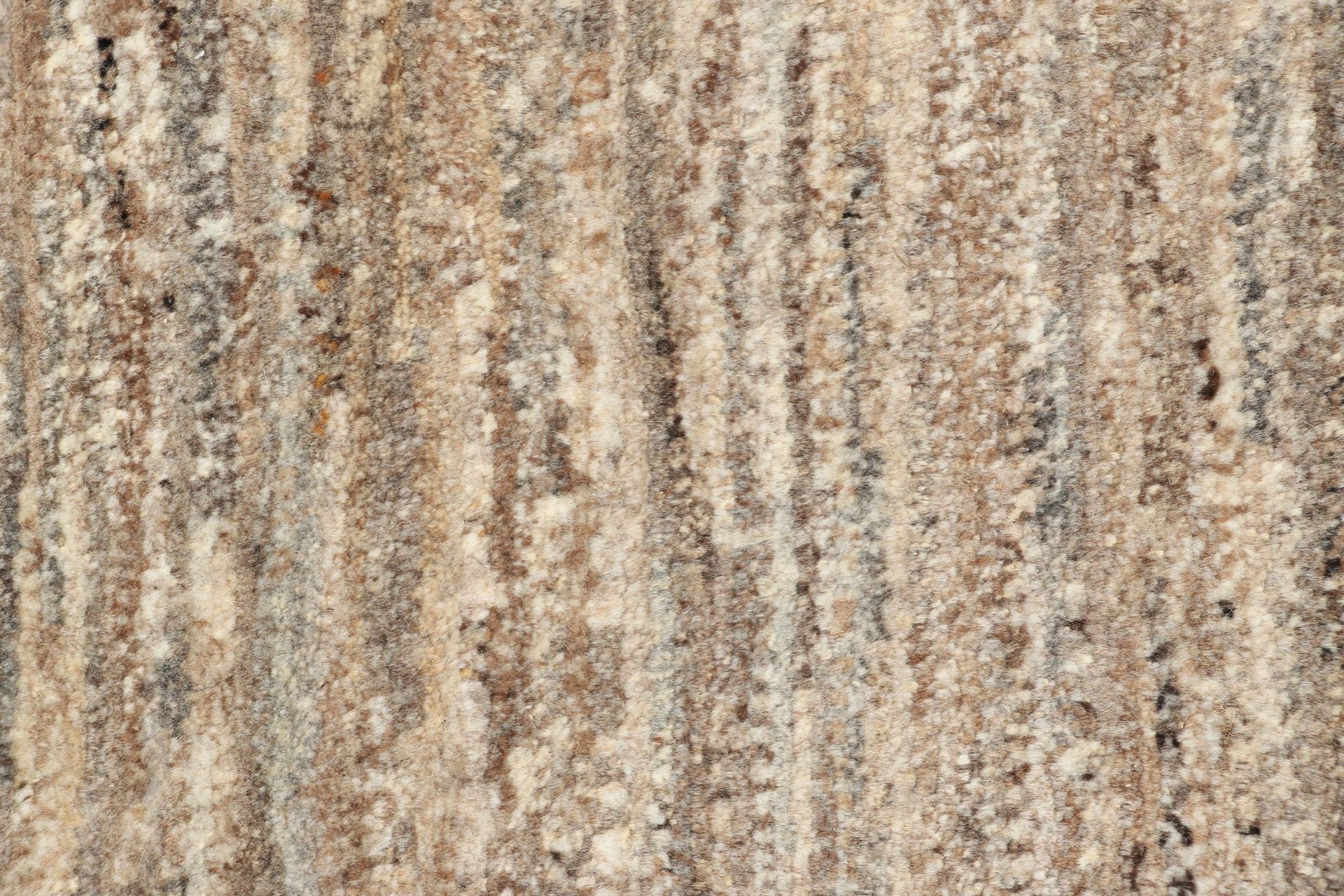 Gabbeh Persian Rug 210 × 307 cm, Wool, hand-knotted