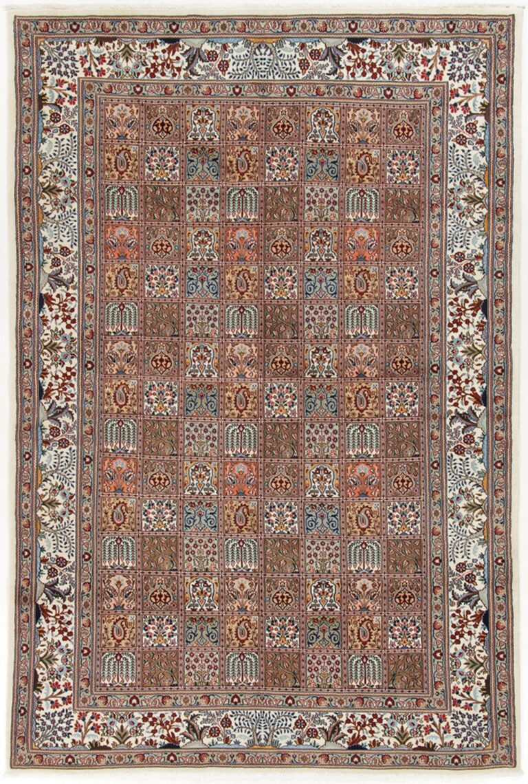 Moud Persian Rug 200 × 307 cm, Wool & Silk, hand-knotted