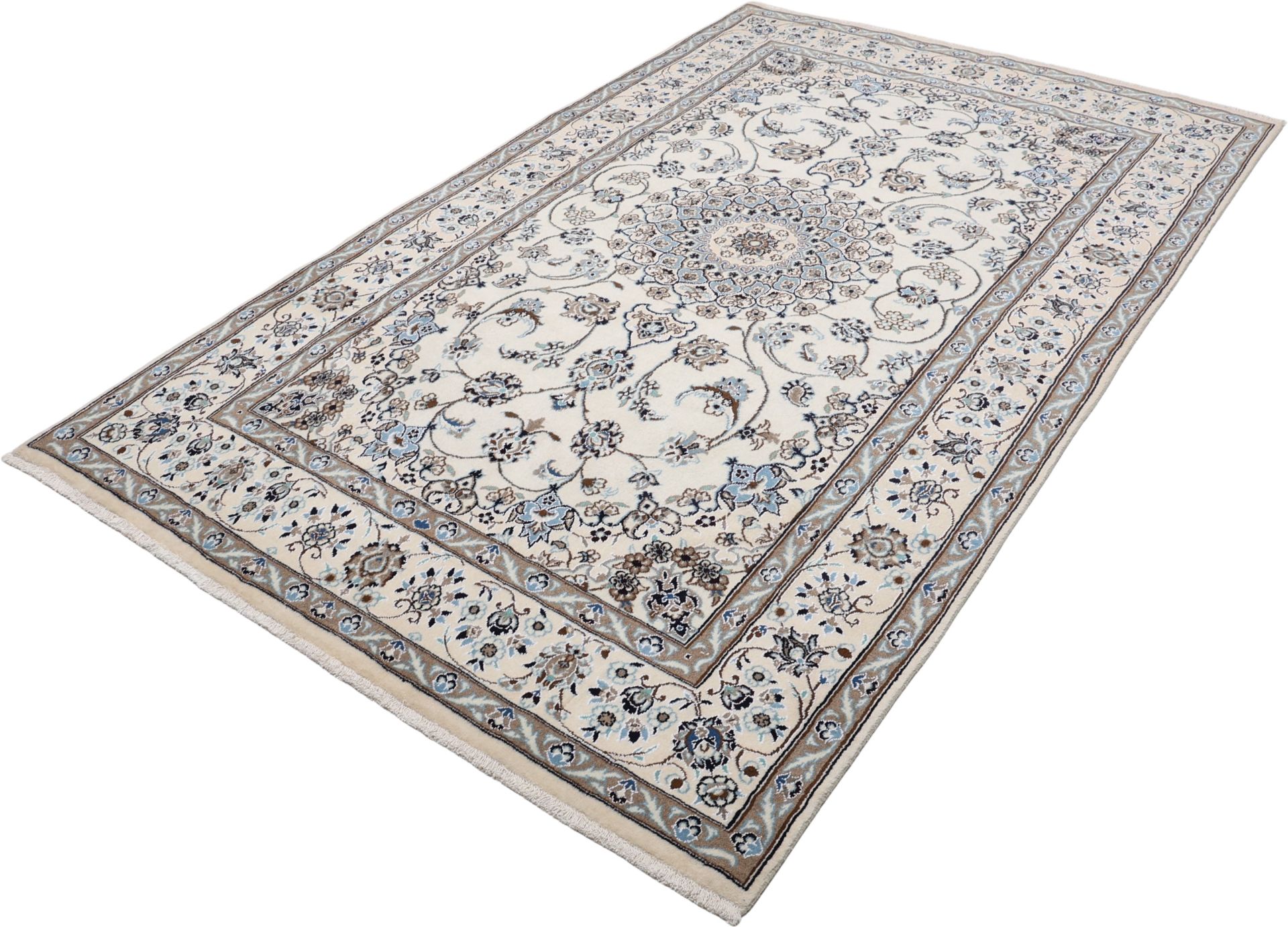 Nain Persian Rug — hand-knotted, 193 × 300 cm, Wool