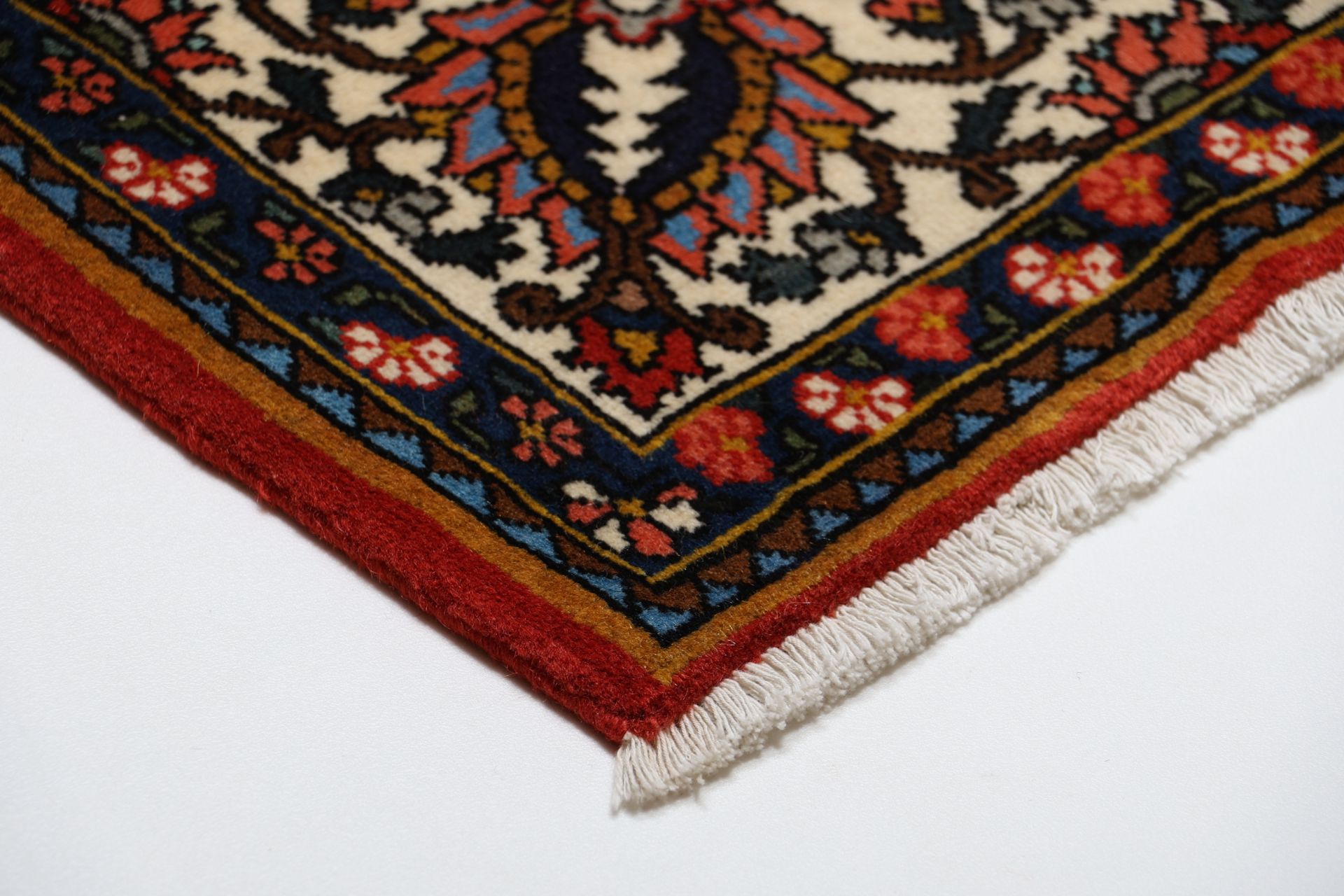 perserteppich-bachtiar-205-x-300-cm-schurwolle-handgeknupft-5 Bakhtiari Persian Rug 205 × 300 cm, Wool, hand-knotted