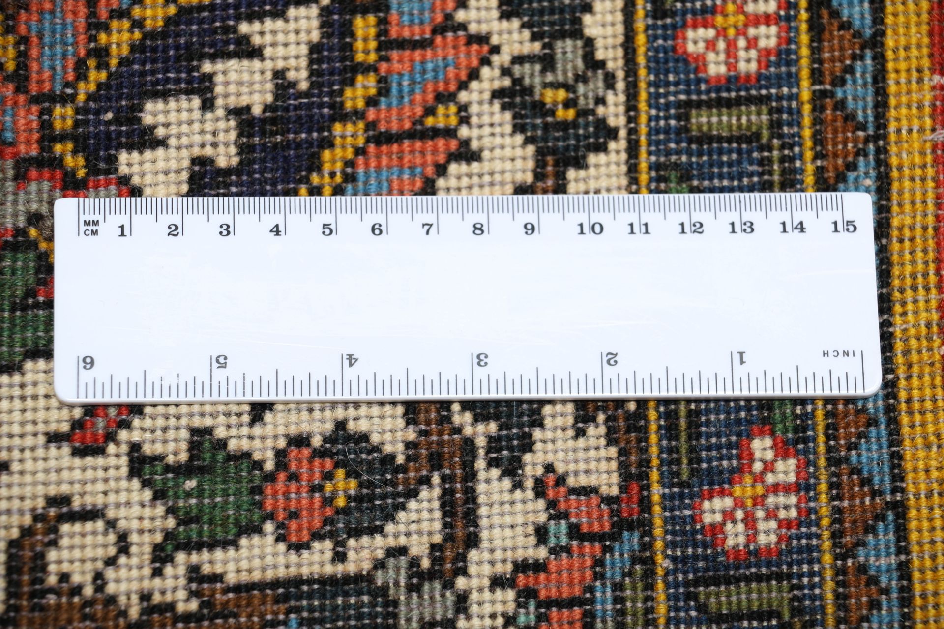 perserteppich-bachtiar-205-x-300-cm-schurwolle-handgeknupft-10 Bakhtiari Persian Rug 205 × 300 cm, Wool, hand-knotted