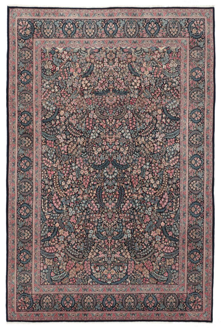 Kerman Persian Rug — hand-knotted, 205 × 305 cm, Wool
