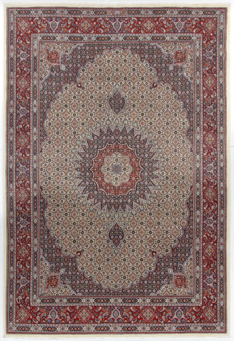 Hand-Knotted Wool Moud Persian Rug, 206 × 310 cm