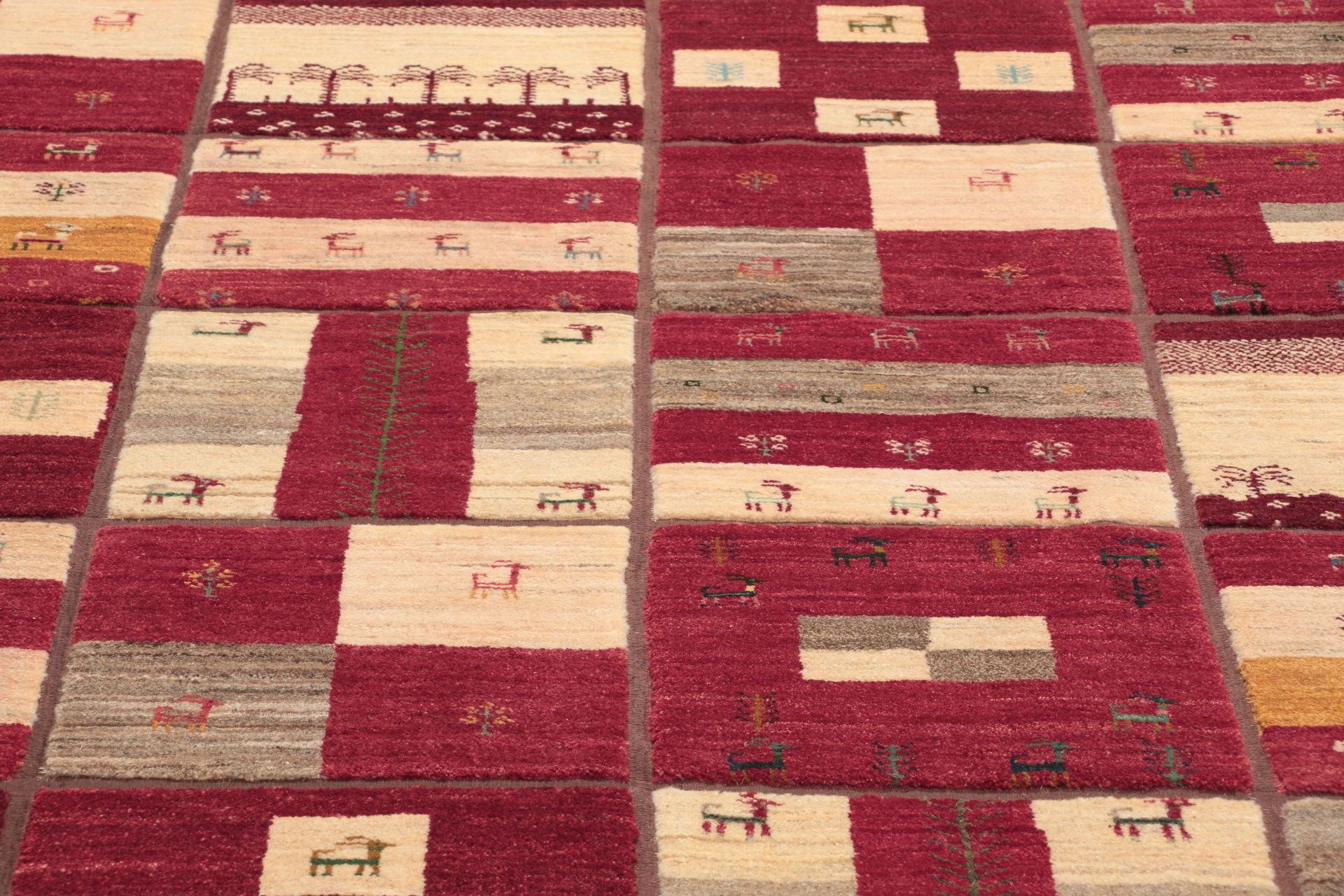 Gabbeh Persian Rug — hand-knotted, 205 × 304 cm, Wool