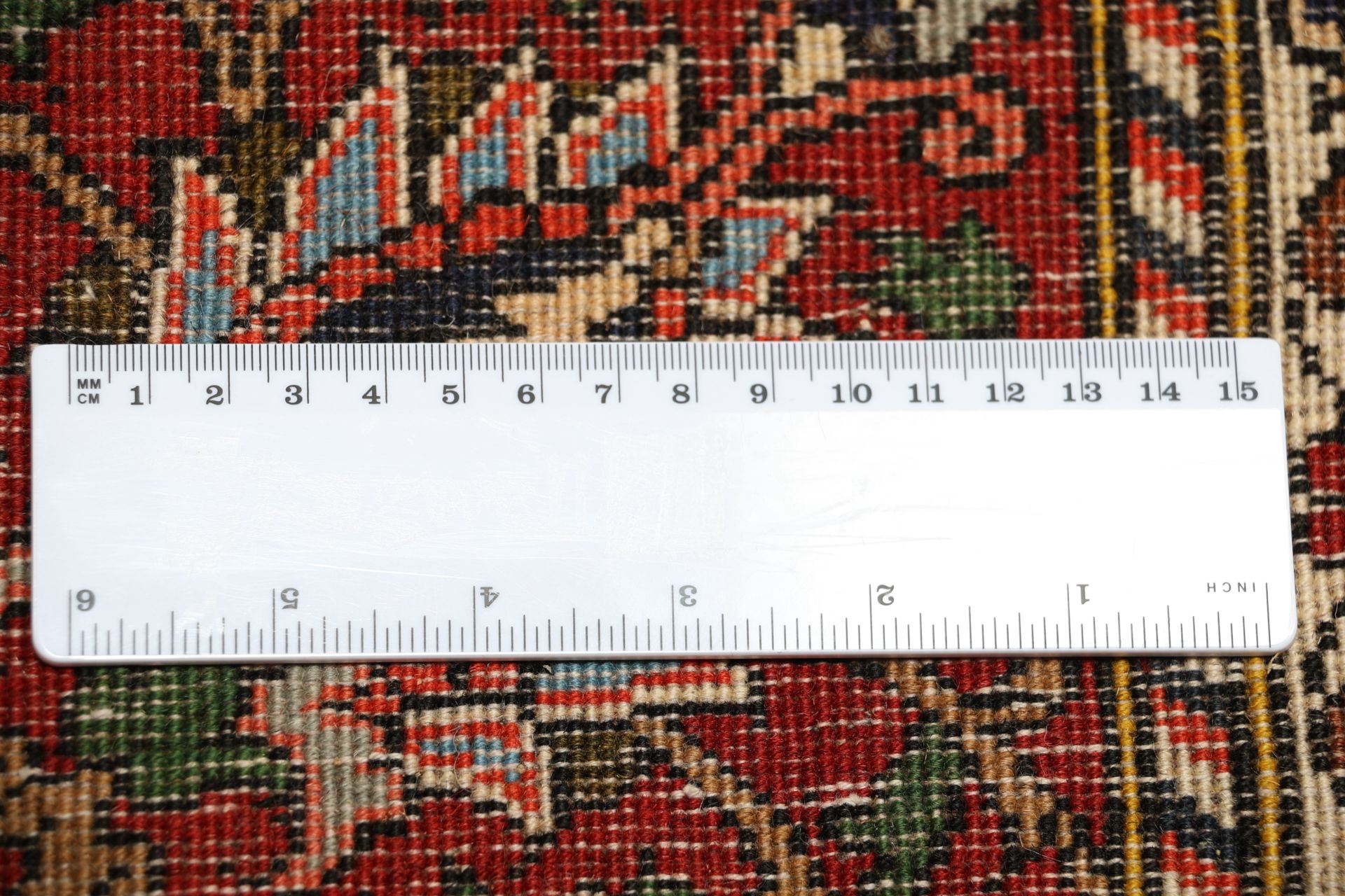 Bakhtiari Persian Rug — hand-knotted, 210 × 310 cm, Wool