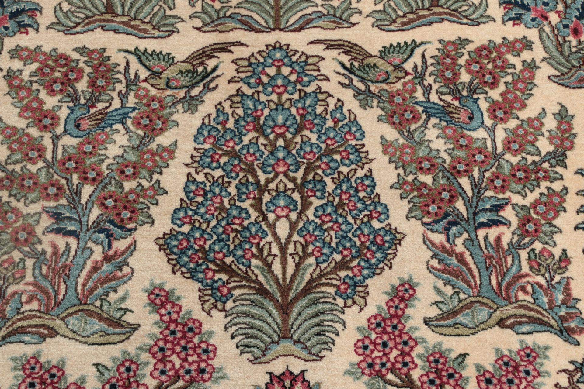 Hand-Knotted Wool Sarouk Persian Rug, 202 × 306 cm