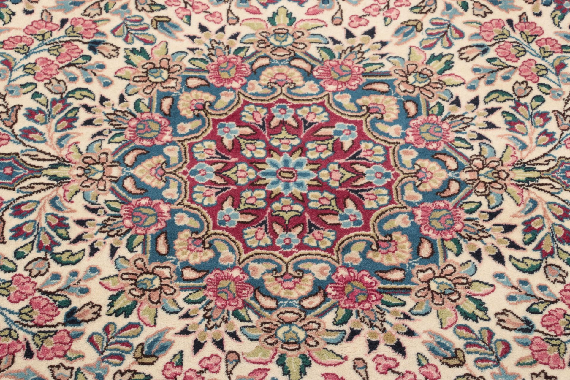 Kerman Persian Rug — hand-knotted, 200 × 300 cm, Wool