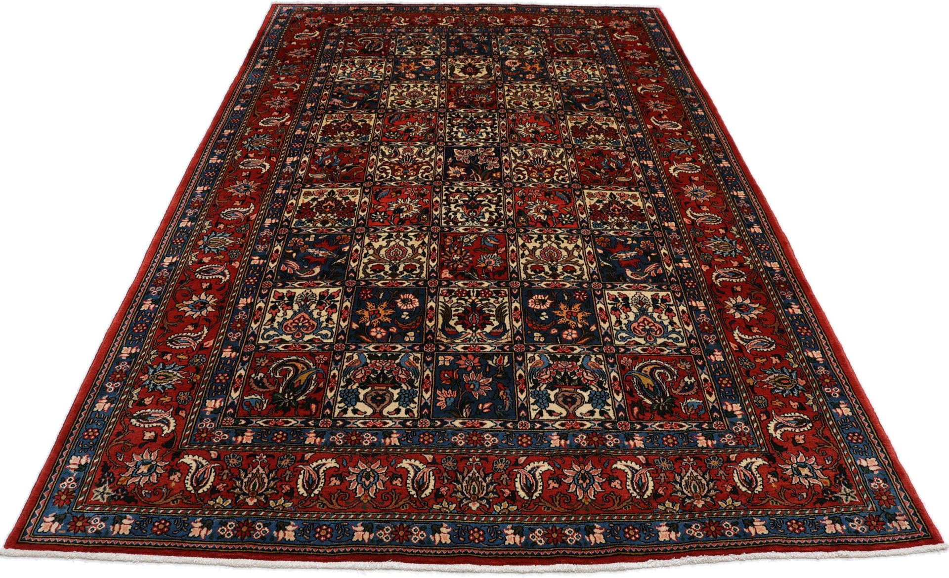 Hand-Knotted Wool Bakhtiari Persian Rug, 205 × 312 cm