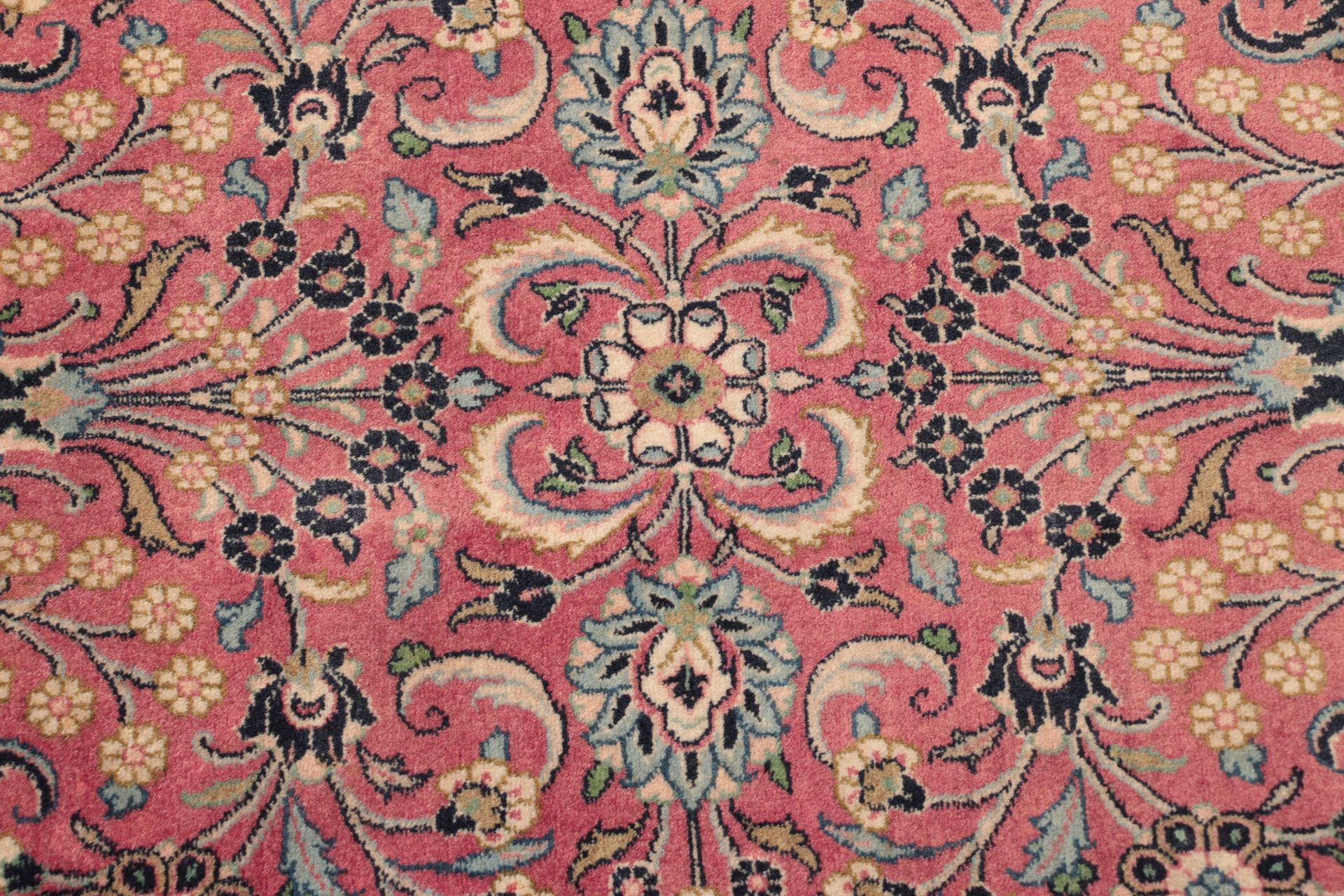 perserteppich-sarough-212-x-314-cm-schurwolle-handgeknupft-hochwertig-2 Sarouk Persian Rug — hand-knotted, 212 × 314 cm, Wool