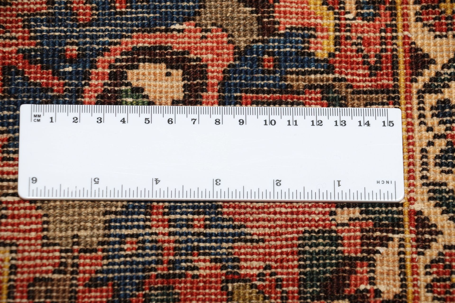 Bakhtiari Persian Rug — hand-knotted, 208 × 305 cm, Wool