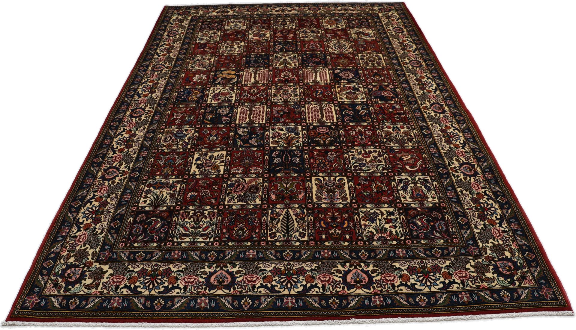 Hand-Knotted Wool Bakhtiari Persian Rug, 208 × 308 cm