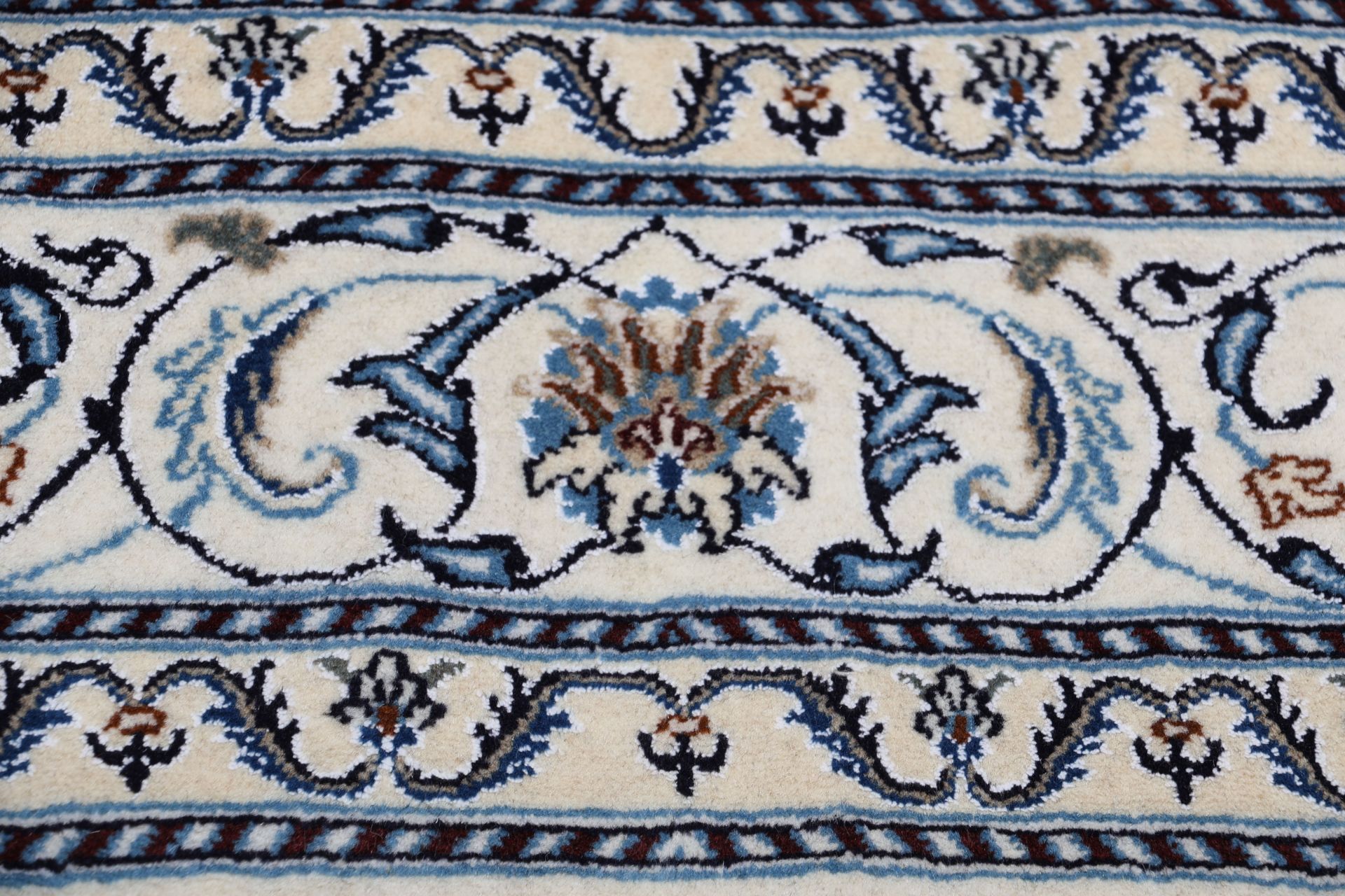 Nain Persian Rug 196 × 297 cm, Wool, hand-knotted