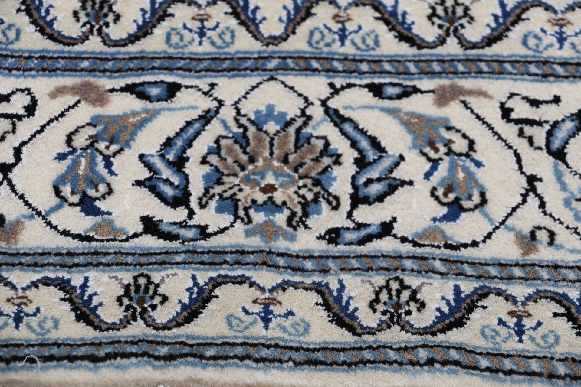 Hand-Knotted Wool Nain Persian Rug, 196 × 299 cm