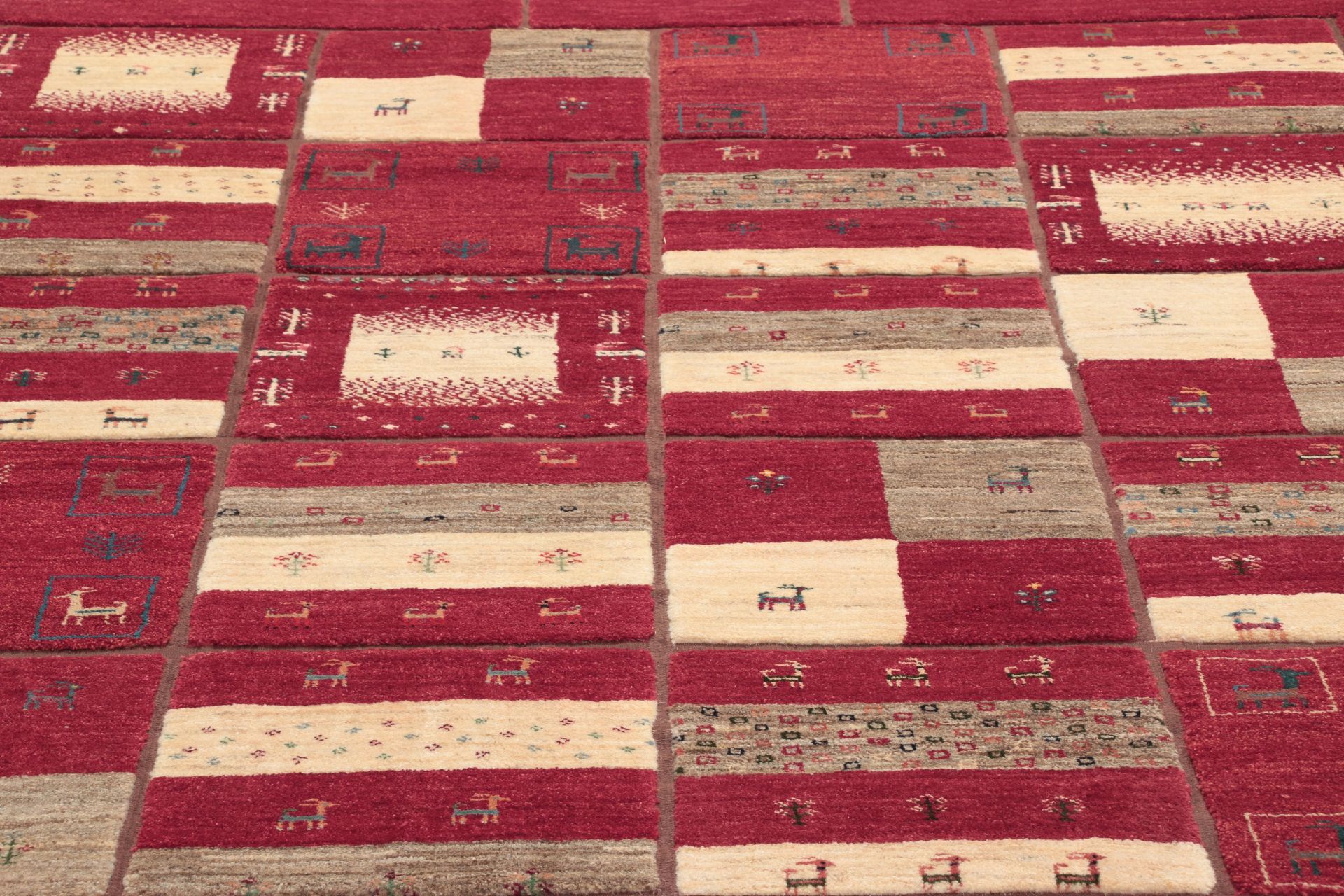 Gabbeh Persian Rug — hand-knotted, 204 × 303 cm, Wool